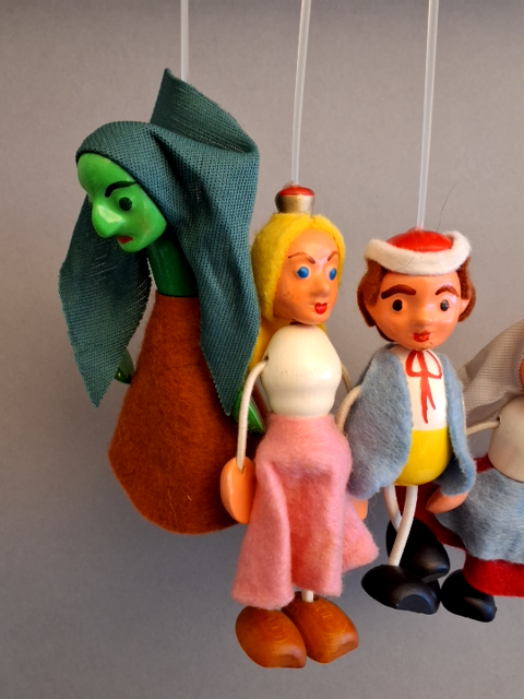 JasLoutky, 10 vintage dukker til dukketeater.